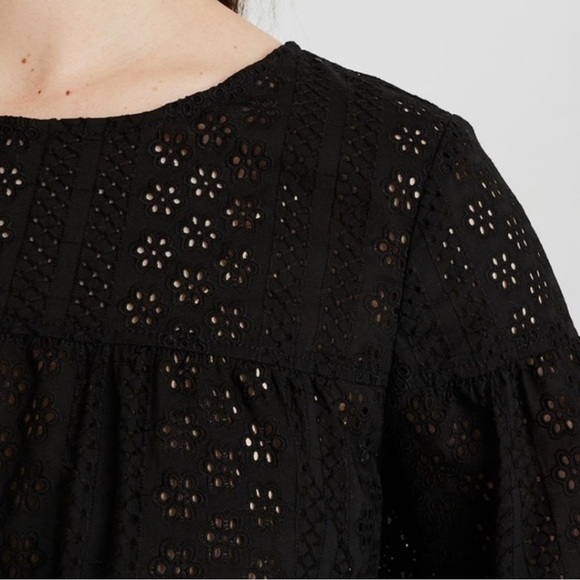 Madewell Black Eyelet Tiered Button Back Top - Picture 4 of 9